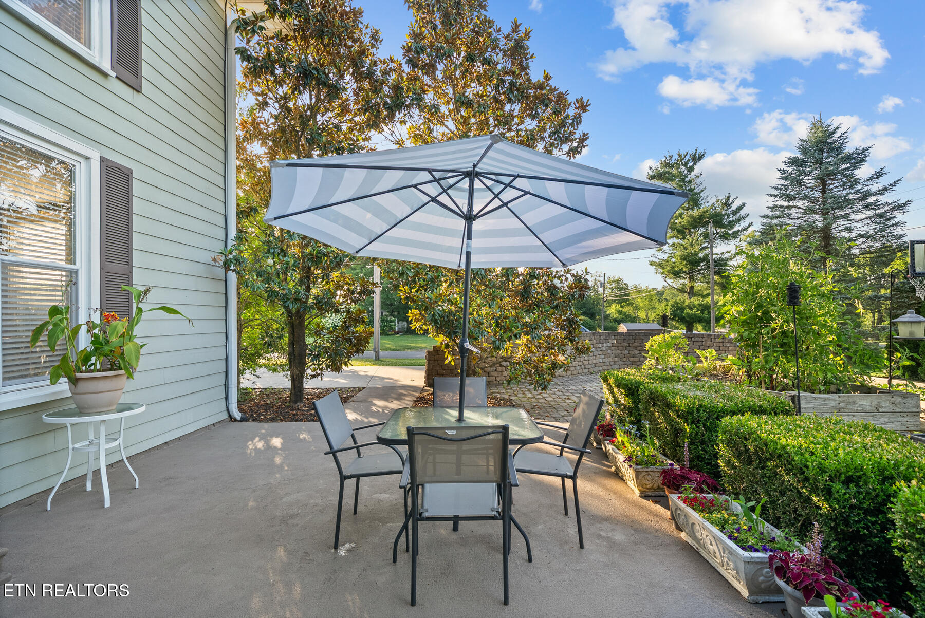 206 W Cleveland Avenue Monterey TN 38574