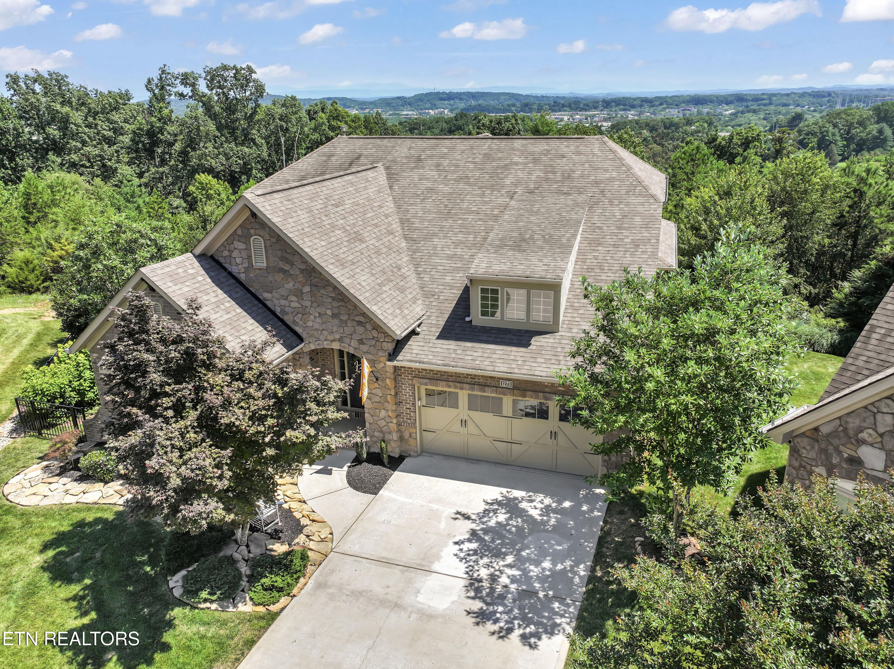 1273 Bishops View Lane Knoxville TN 37932