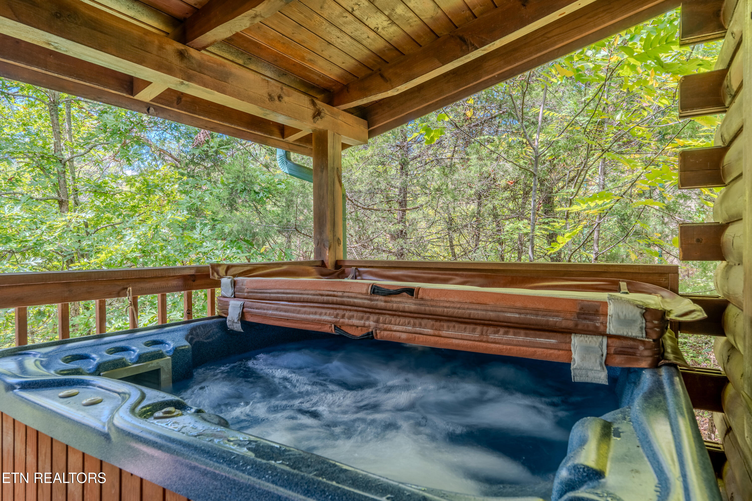 2234 Eagle Feather Drive Sevierville TN 37876