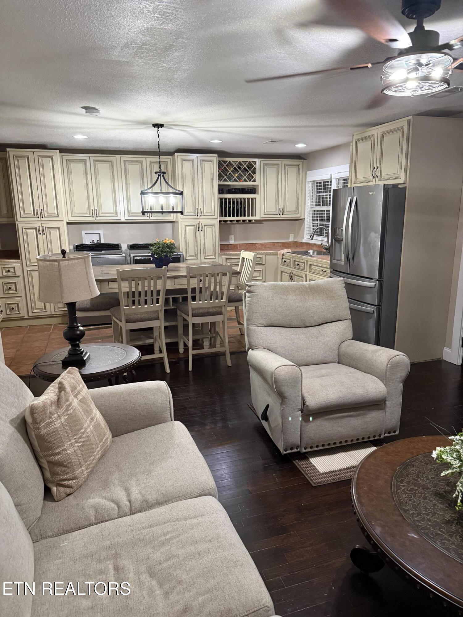 925 Medaris Street Clinton TN 37716