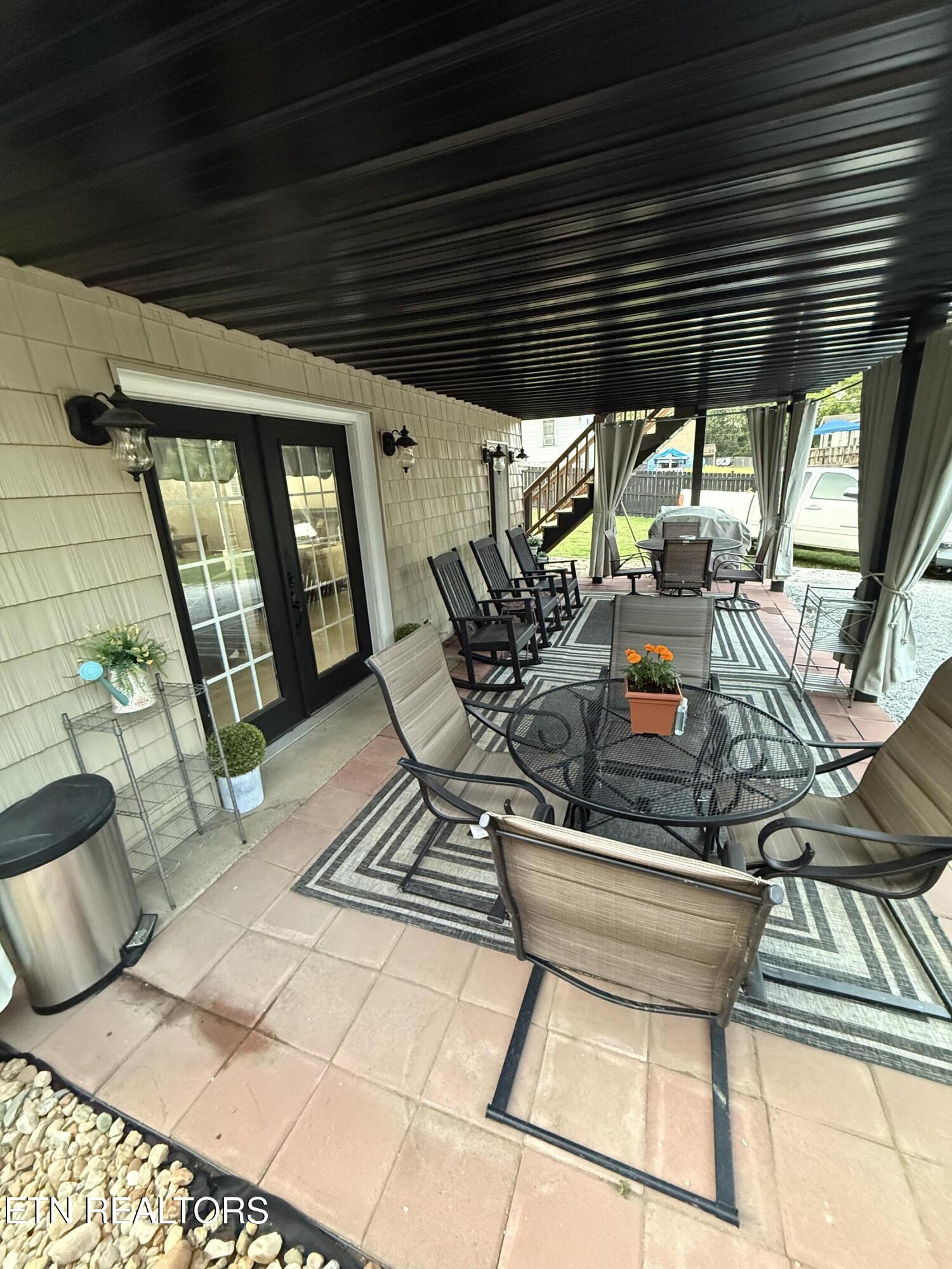925 Medaris Street Clinton TN 37716