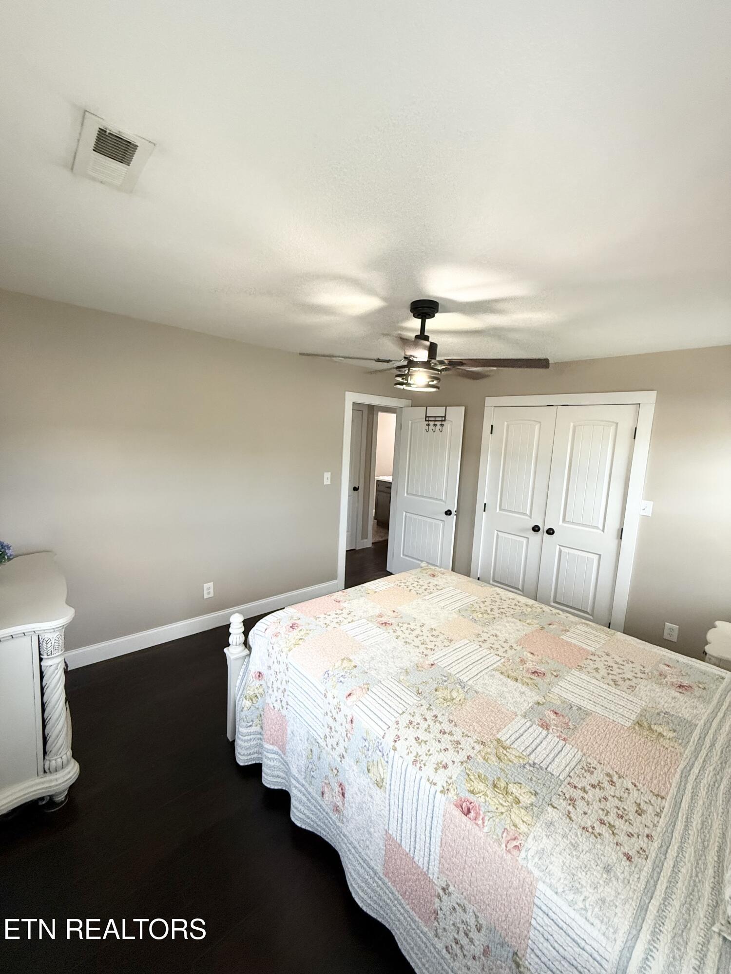 925 Medaris Street Clinton TN 37716