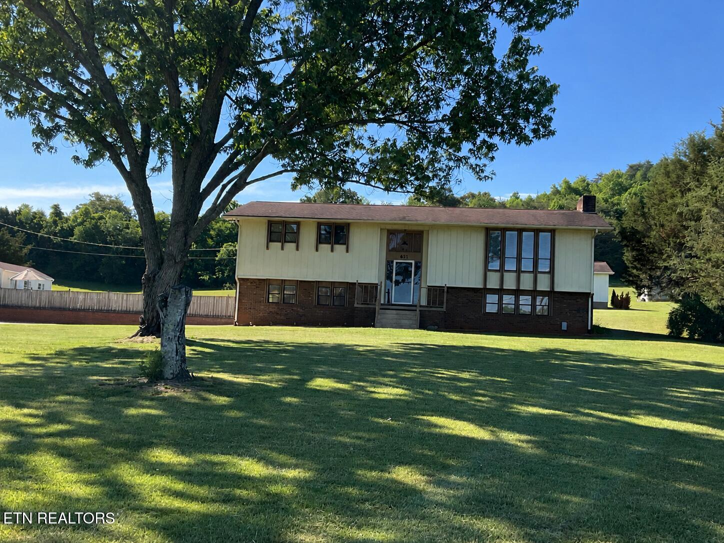 651 River Road Kingston TN 37763