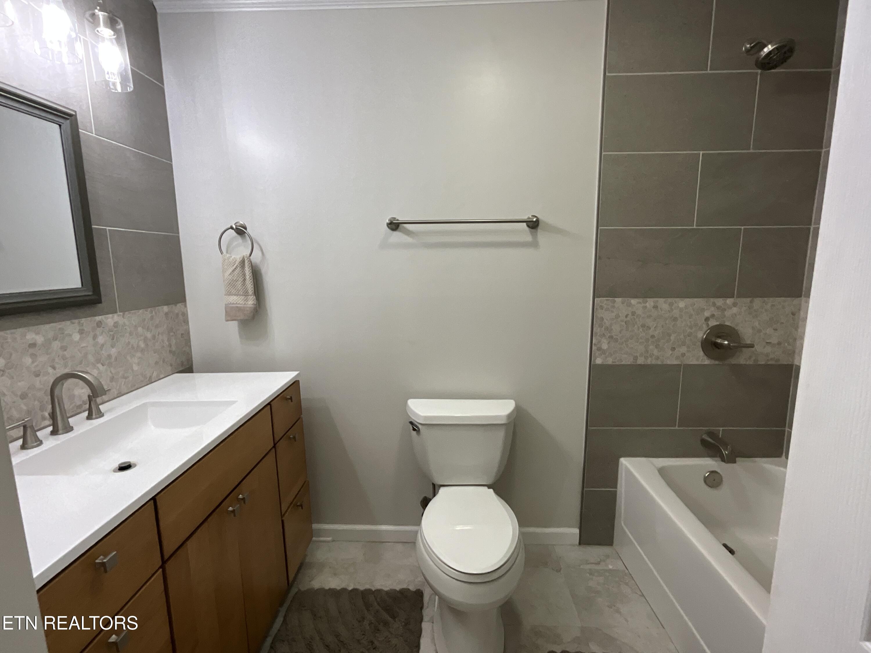 651 River Road Kingston TN 37763