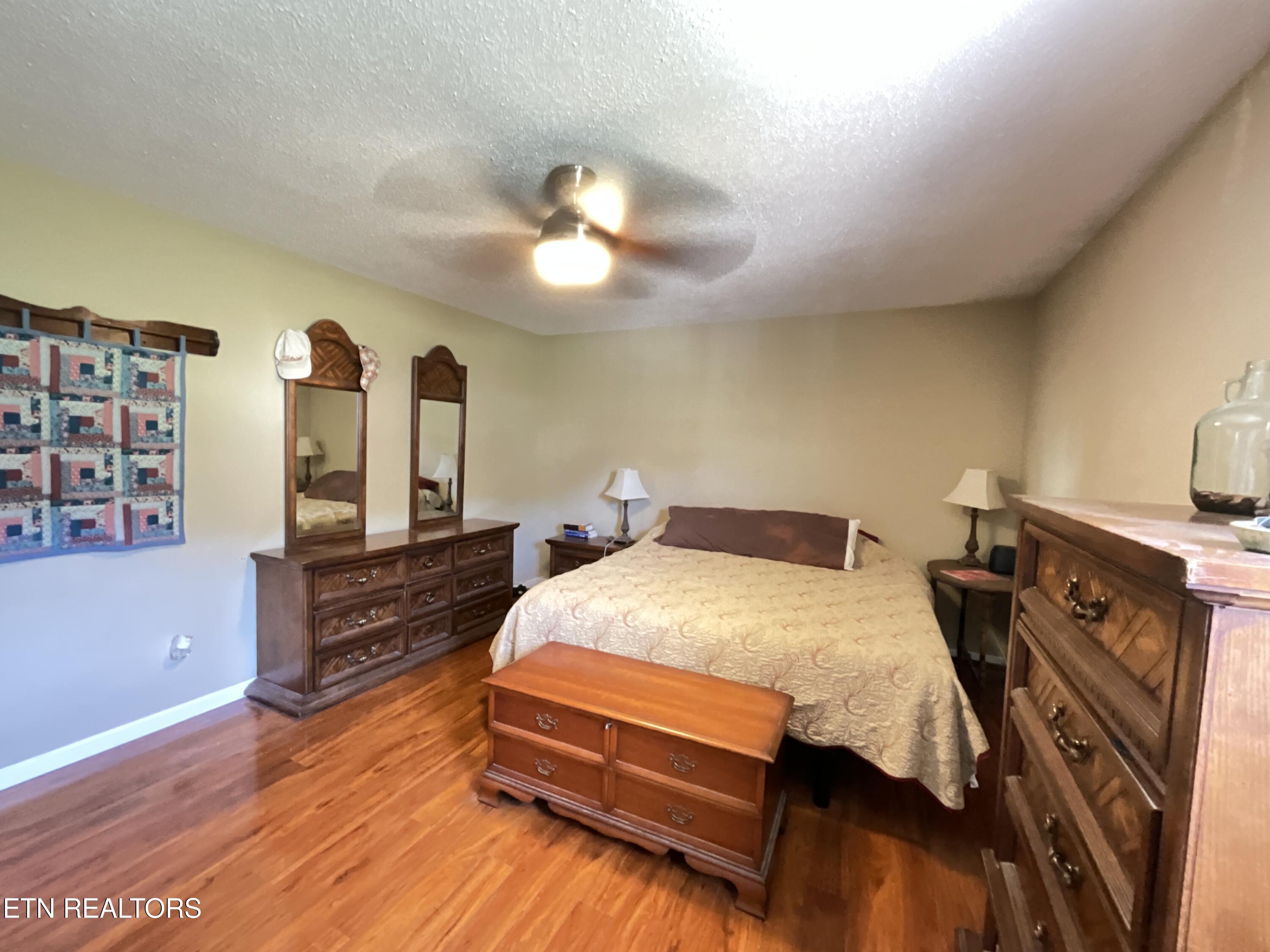 651 River Road Kingston TN 37763