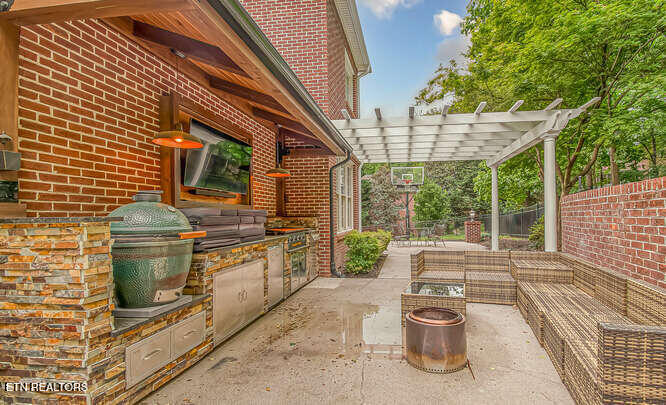 515 Oak Landing Lane Knoxville TN 37934