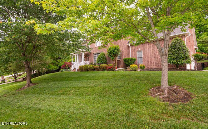 515 Oak Landing Lane Knoxville TN 37934