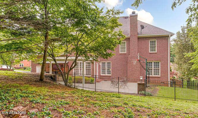 515 Oak Landing Lane Knoxville TN 37934