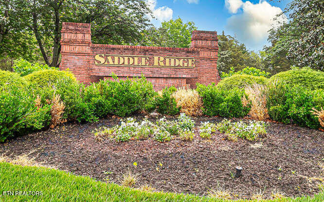 515 Oak Landing Lane Knoxville TN 37934