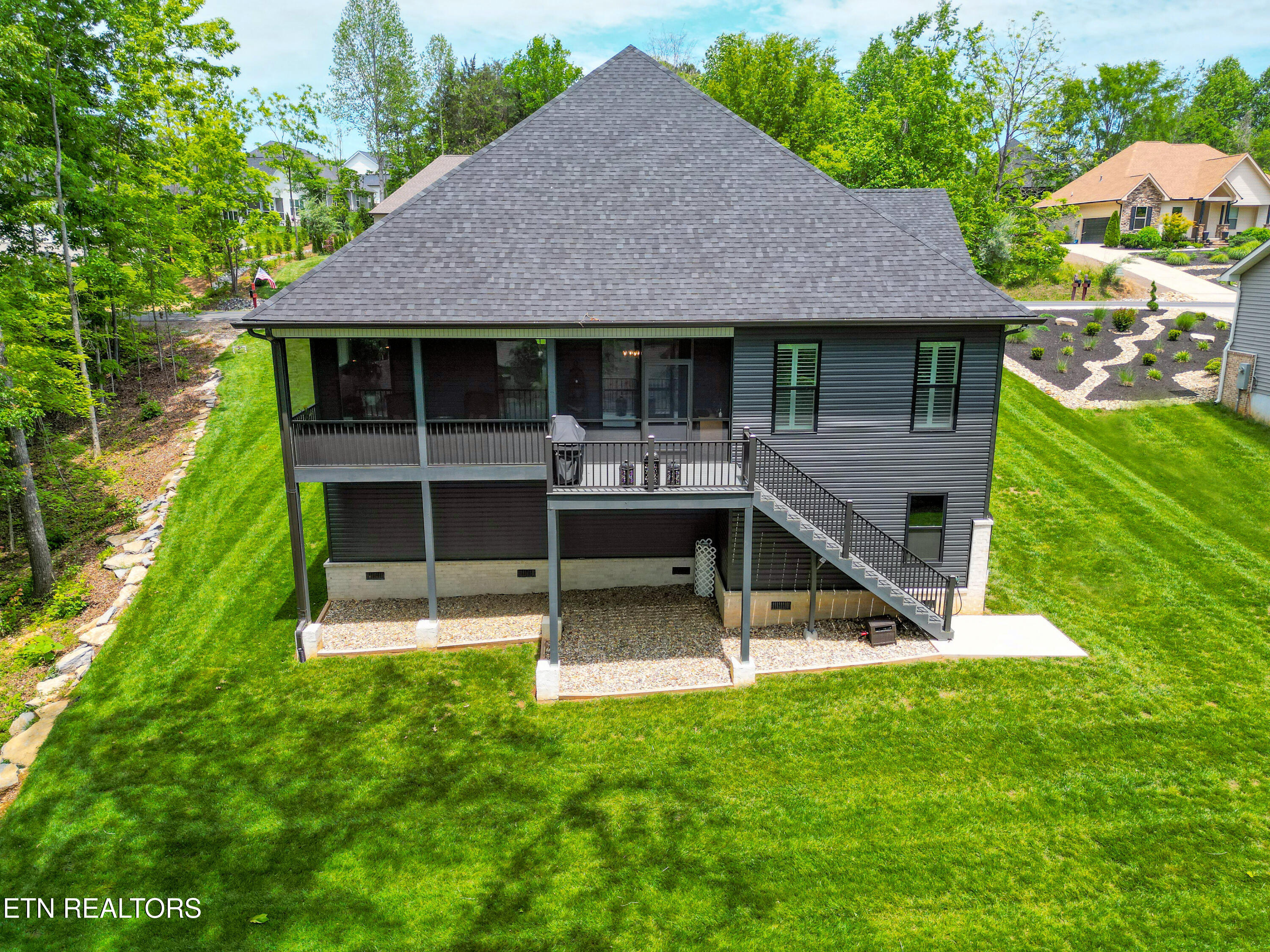 142 Amohi Way Loudon TN 37774