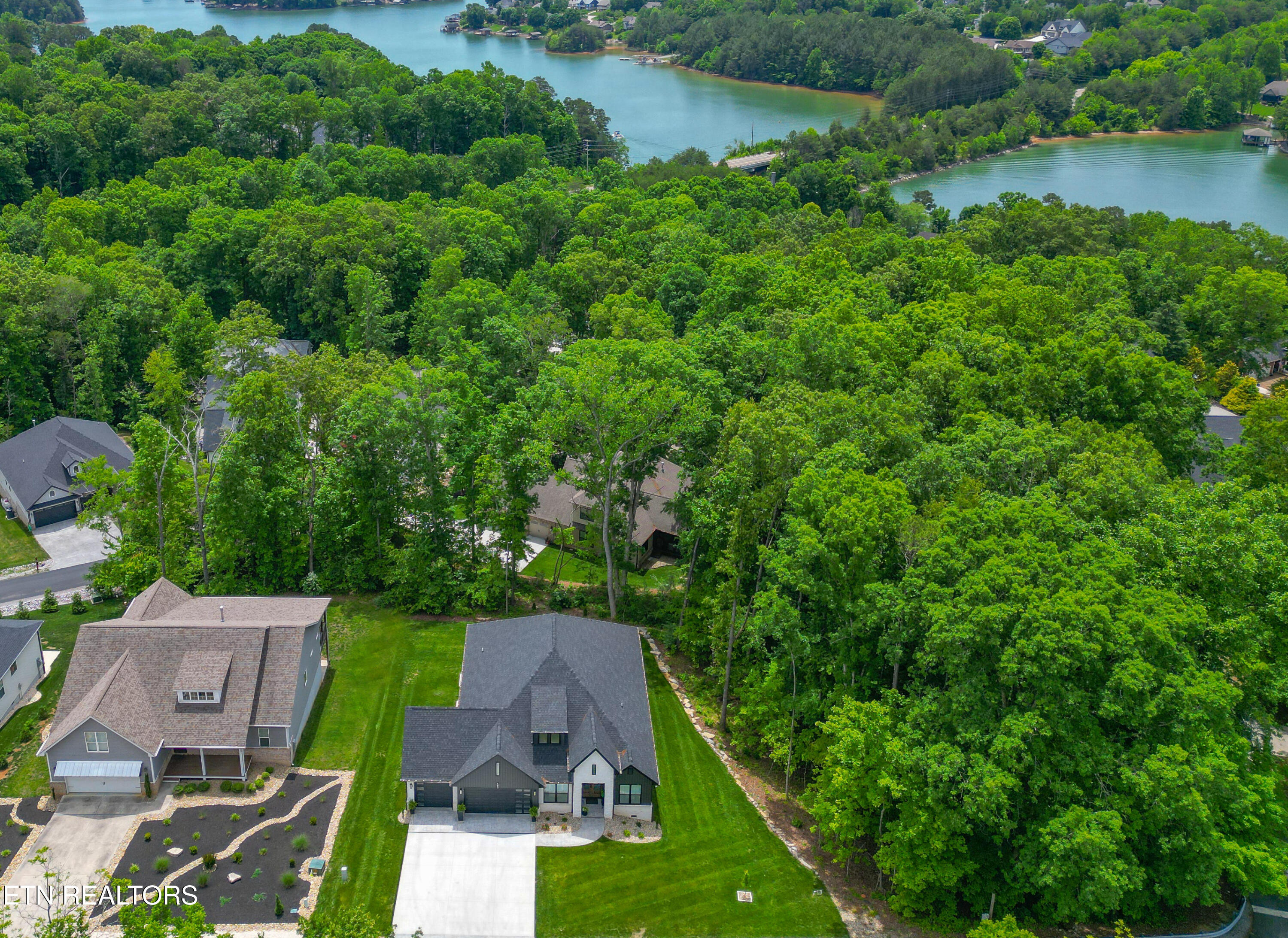 142 Amohi Way Loudon TN 37774