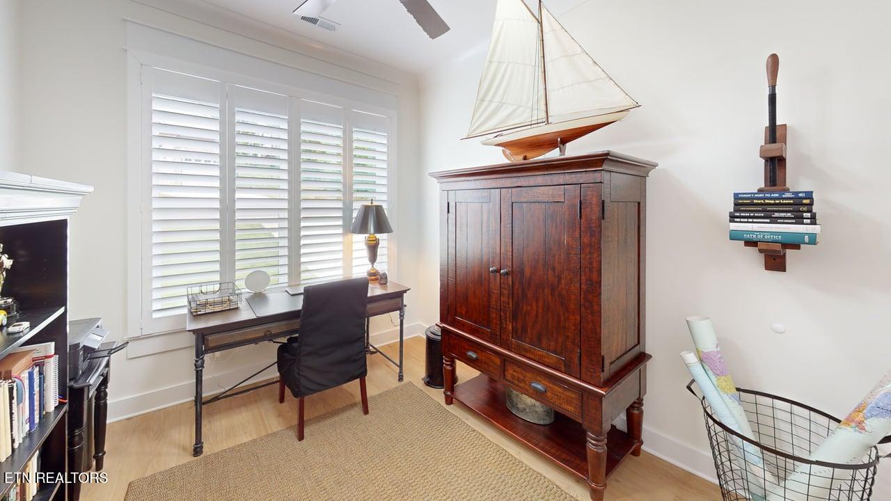 142 Amohi Way Loudon TN 37774