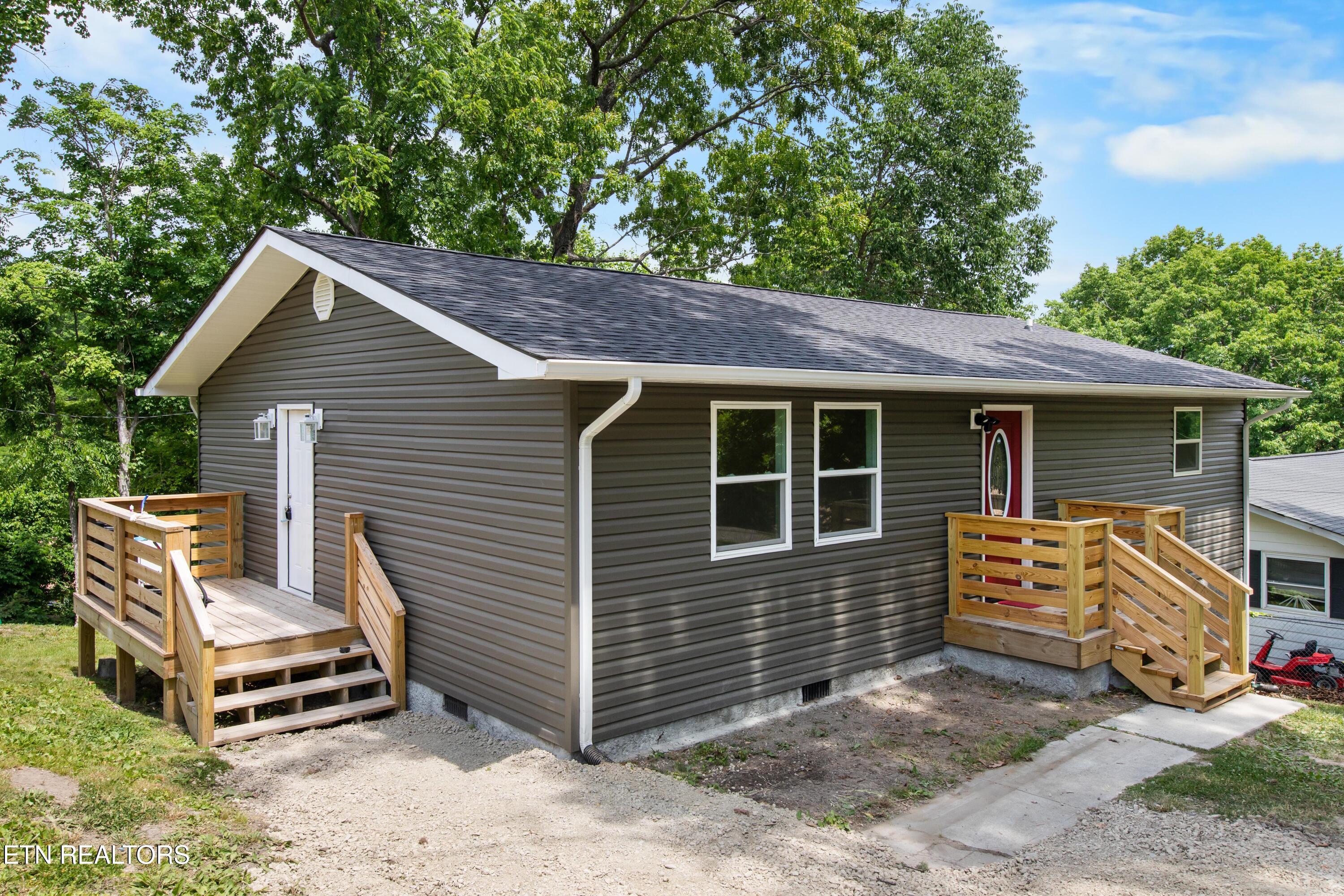 410 W Hemlock Street Lafollette TN 37766