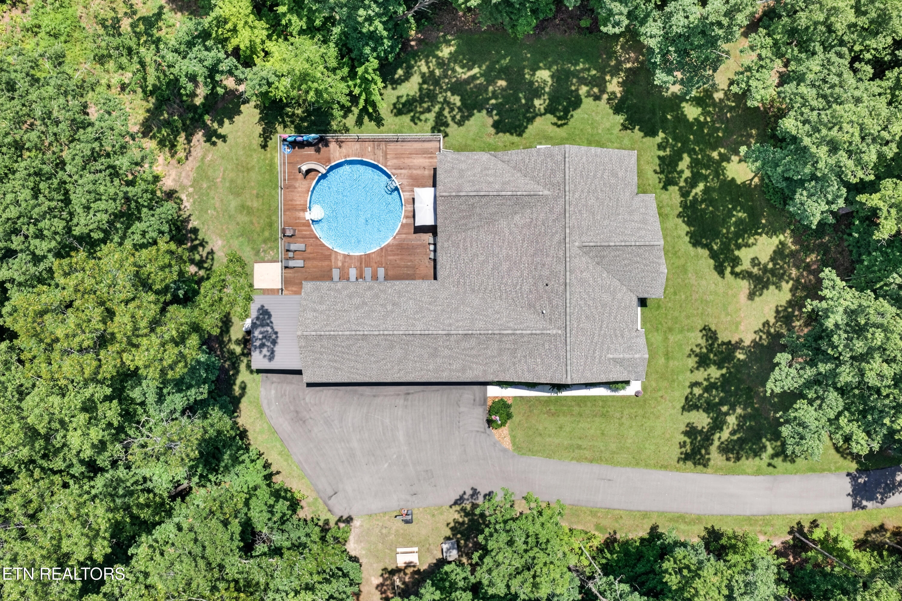 69 Winding Way Monterey TN 38574