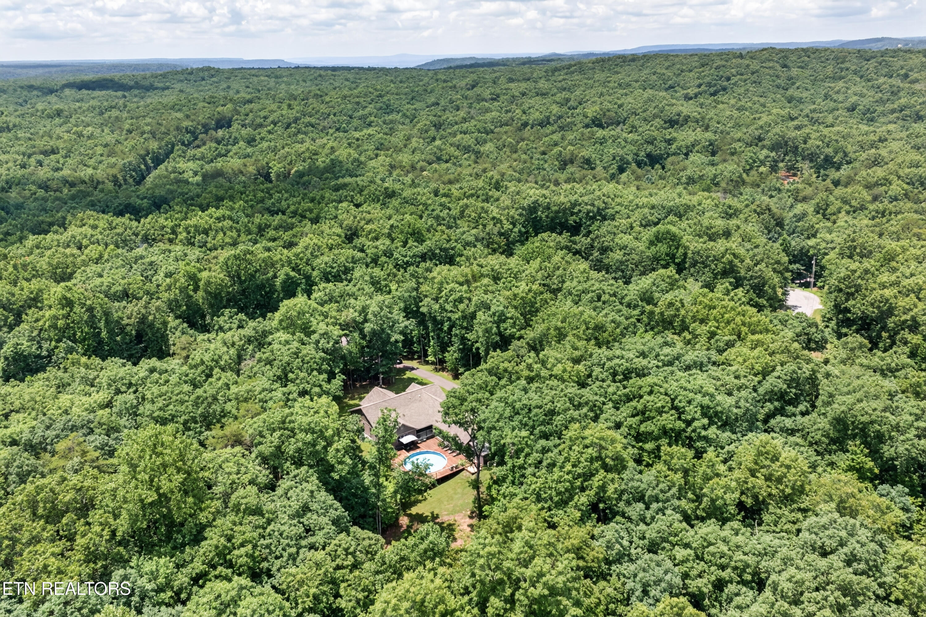 69 Winding Way Monterey TN 38574
