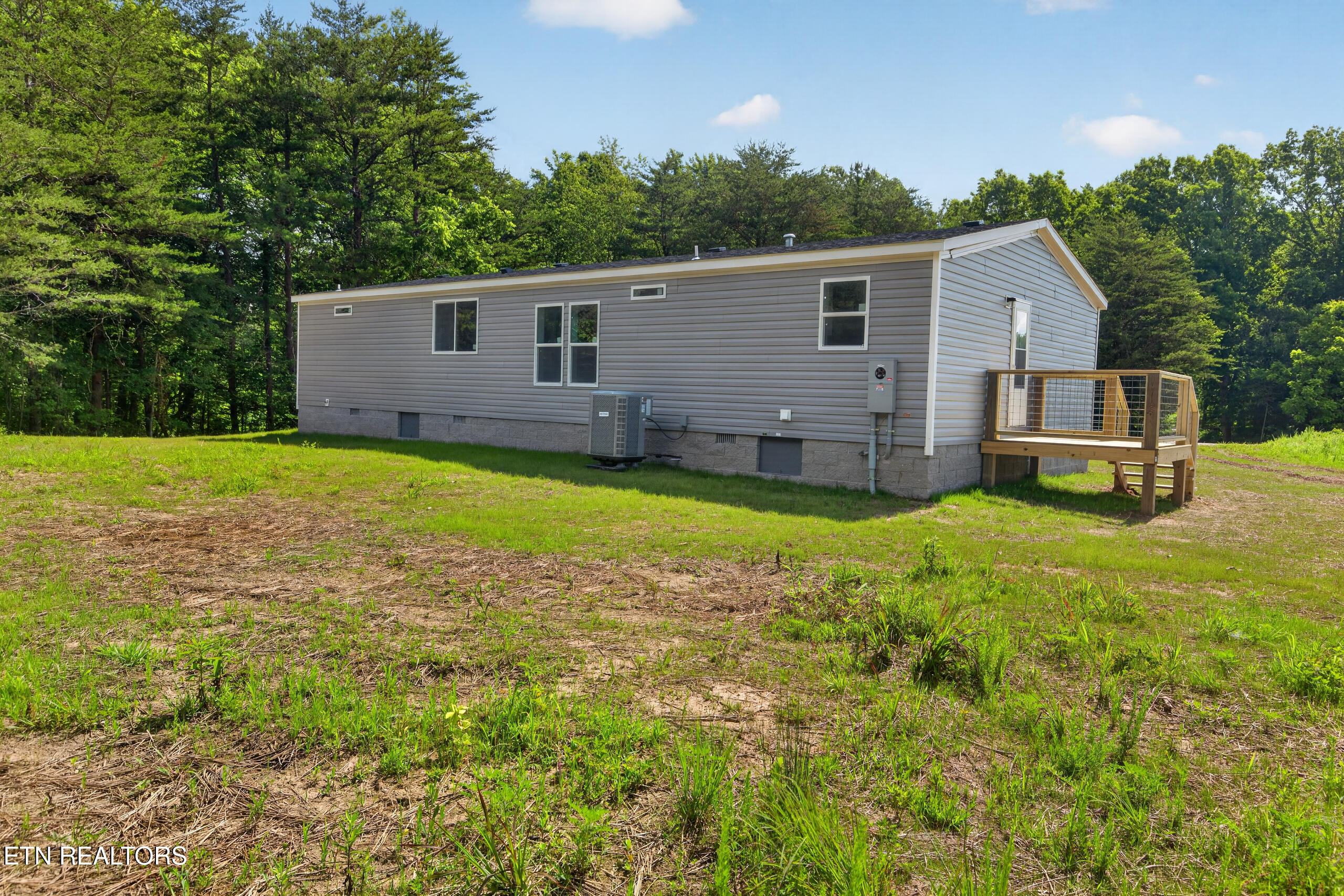 1090 Bill Black Road Clarkrange TN 38553