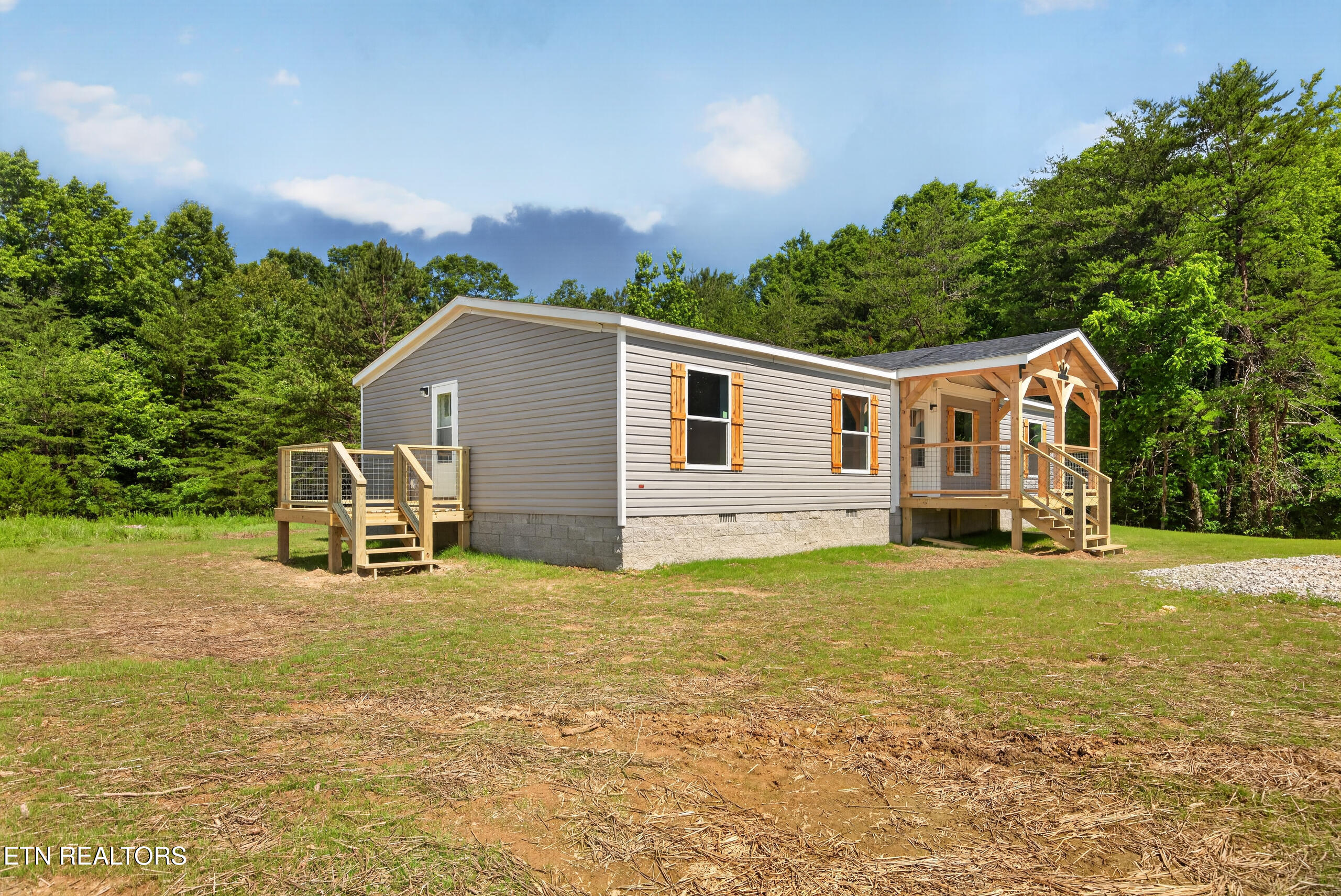 1090 Bill Black Road Clarkrange TN 38553