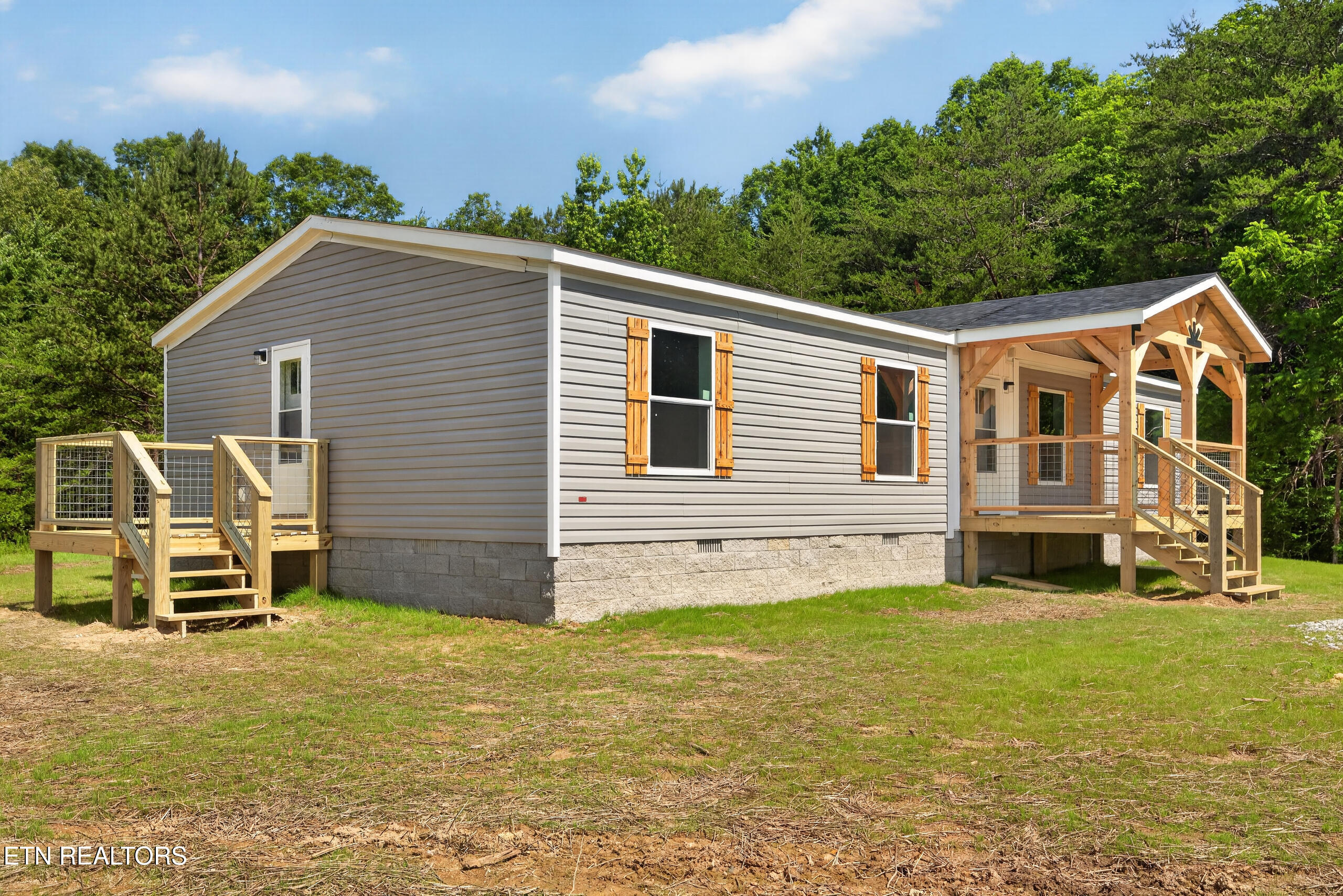 1090 Bill Black Road Clarkrange TN 38553