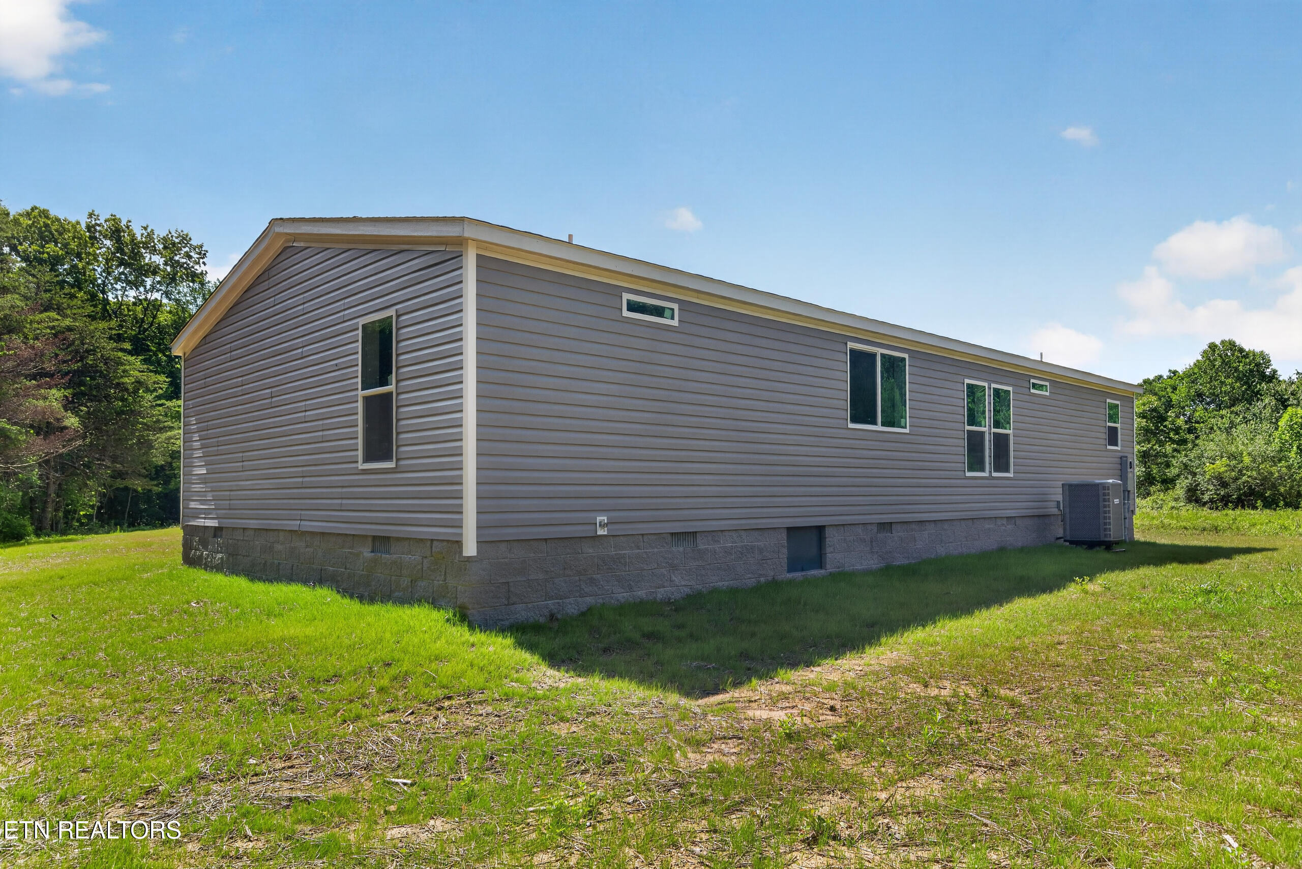 1090 Bill Black Road Clarkrange TN 38553