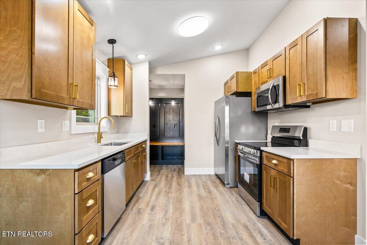 127 Azalea Lane Jacksboro TN 37757