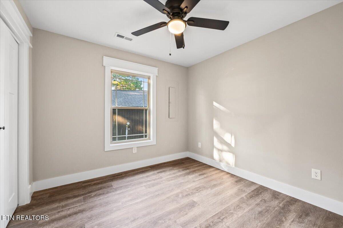 127 Azalea Lane Jacksboro TN 37757