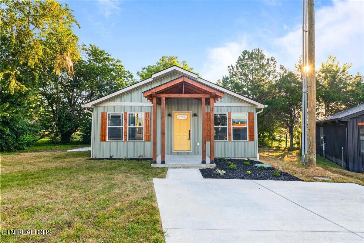 127 Azalea Lane Jacksboro TN 37757