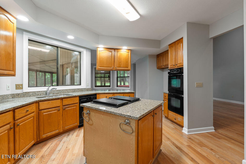121 Inata Circle Loudon TN 37774