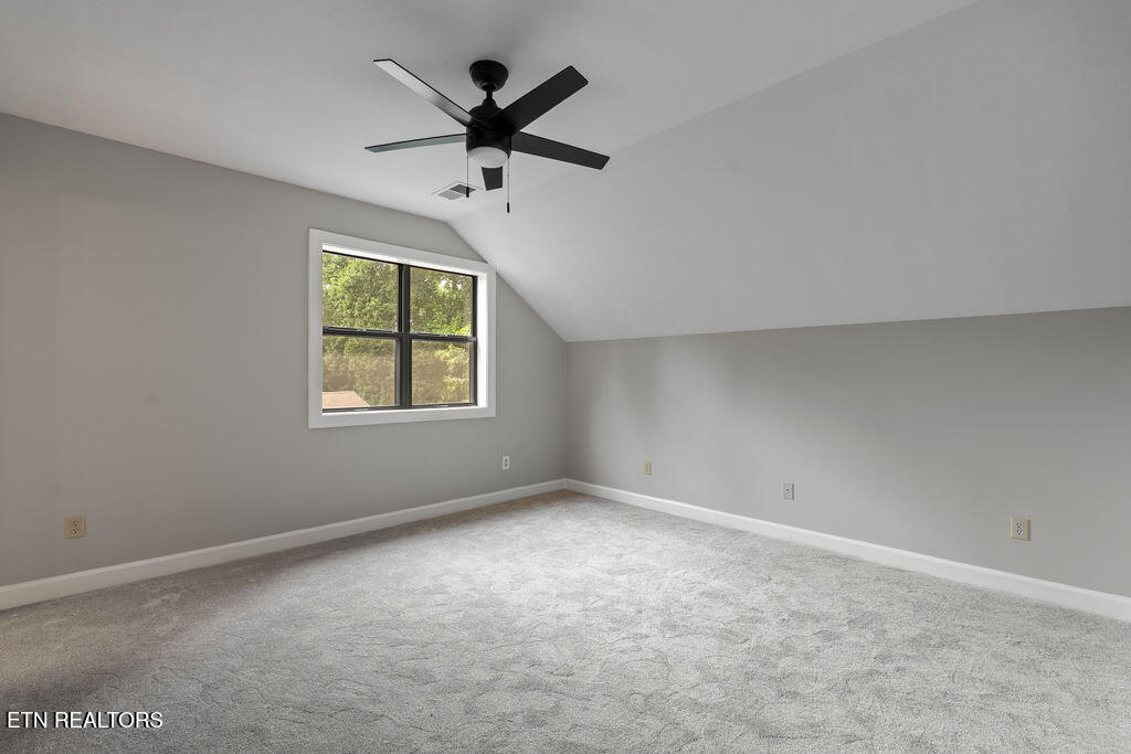 121 Inata Circle Loudon TN 37774