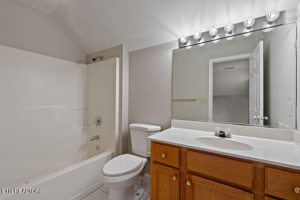 121 Inata Circle Loudon TN 37774