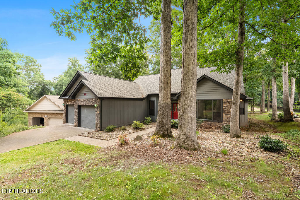 121 Inata Circle Loudon TN 37774