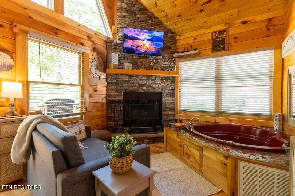 2208 Spurling Way Sevierville TN 37862