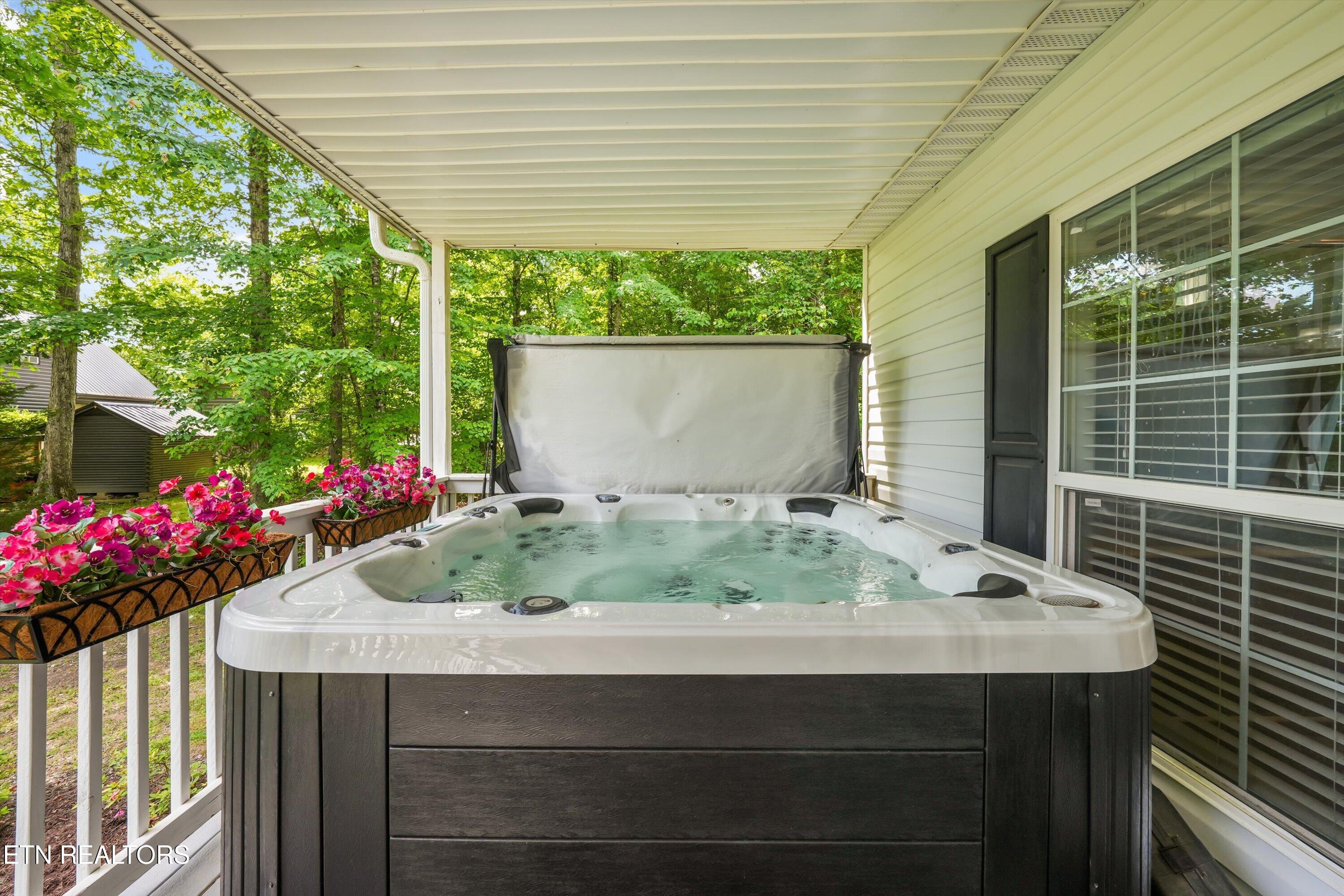 598 Huff Bend Lane Ten Mile TN 37880