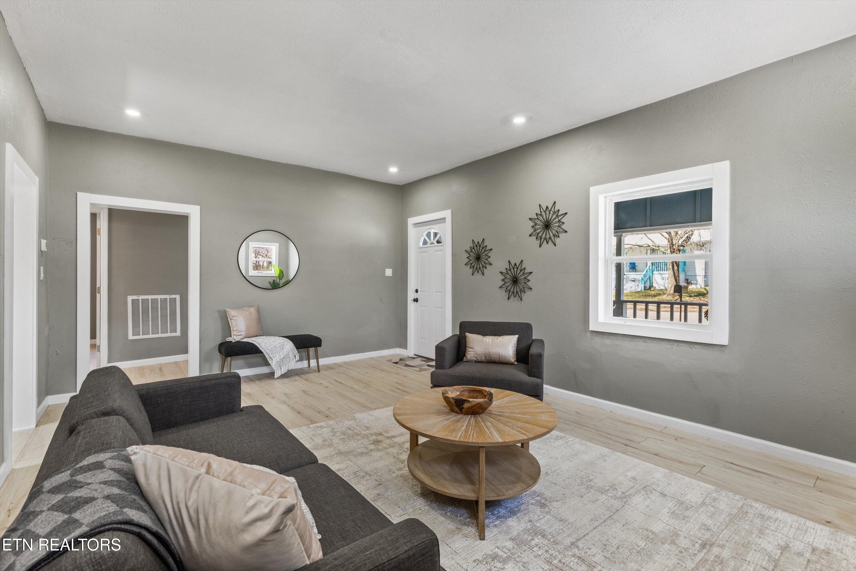 1926 Dodson Avenue Knoxville TN 37917