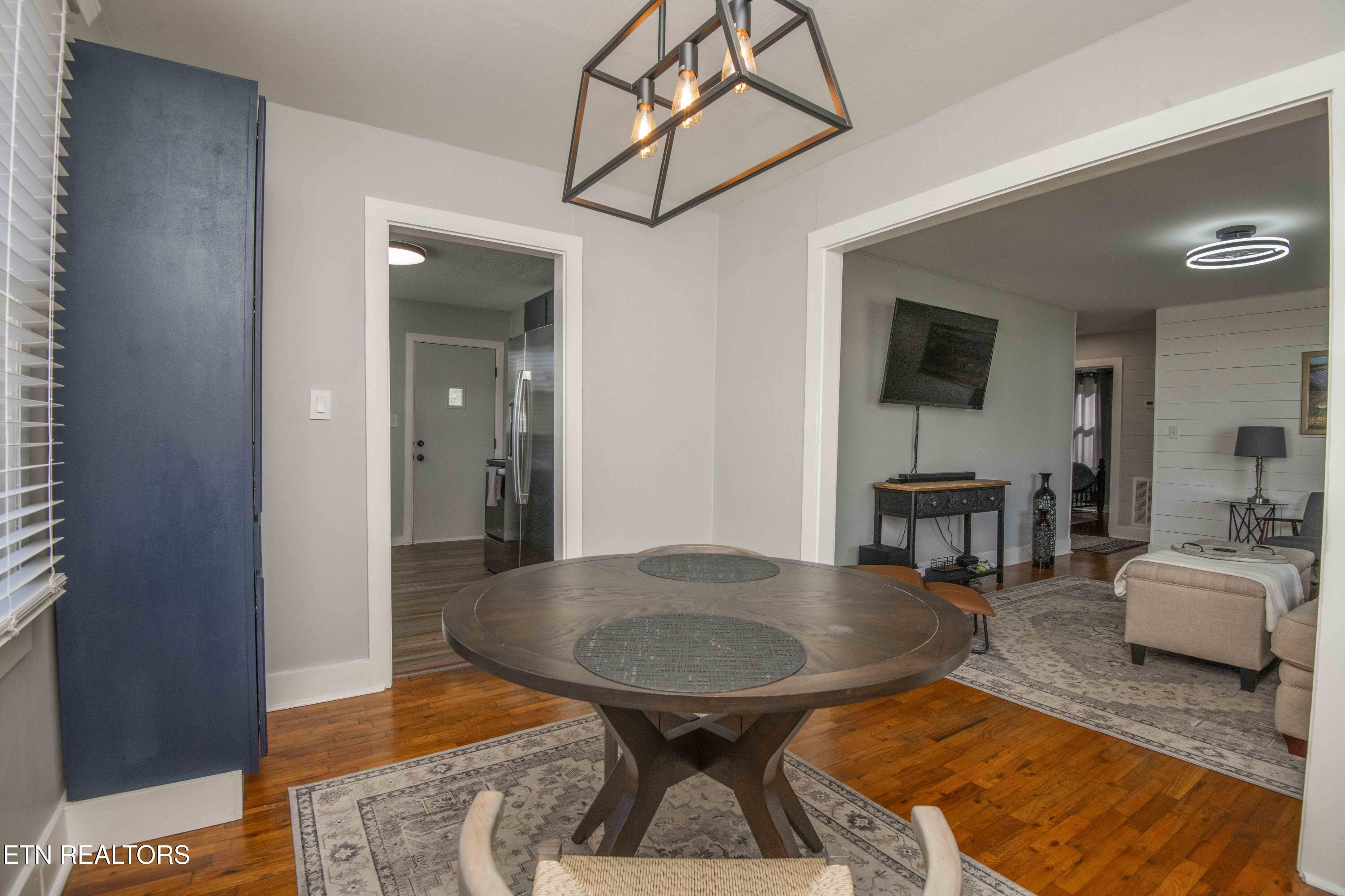 125 Clark Avenue Harriman TN 37748