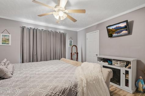 1012 Ashley Meadows Drive Strawberry Plains TN 37871