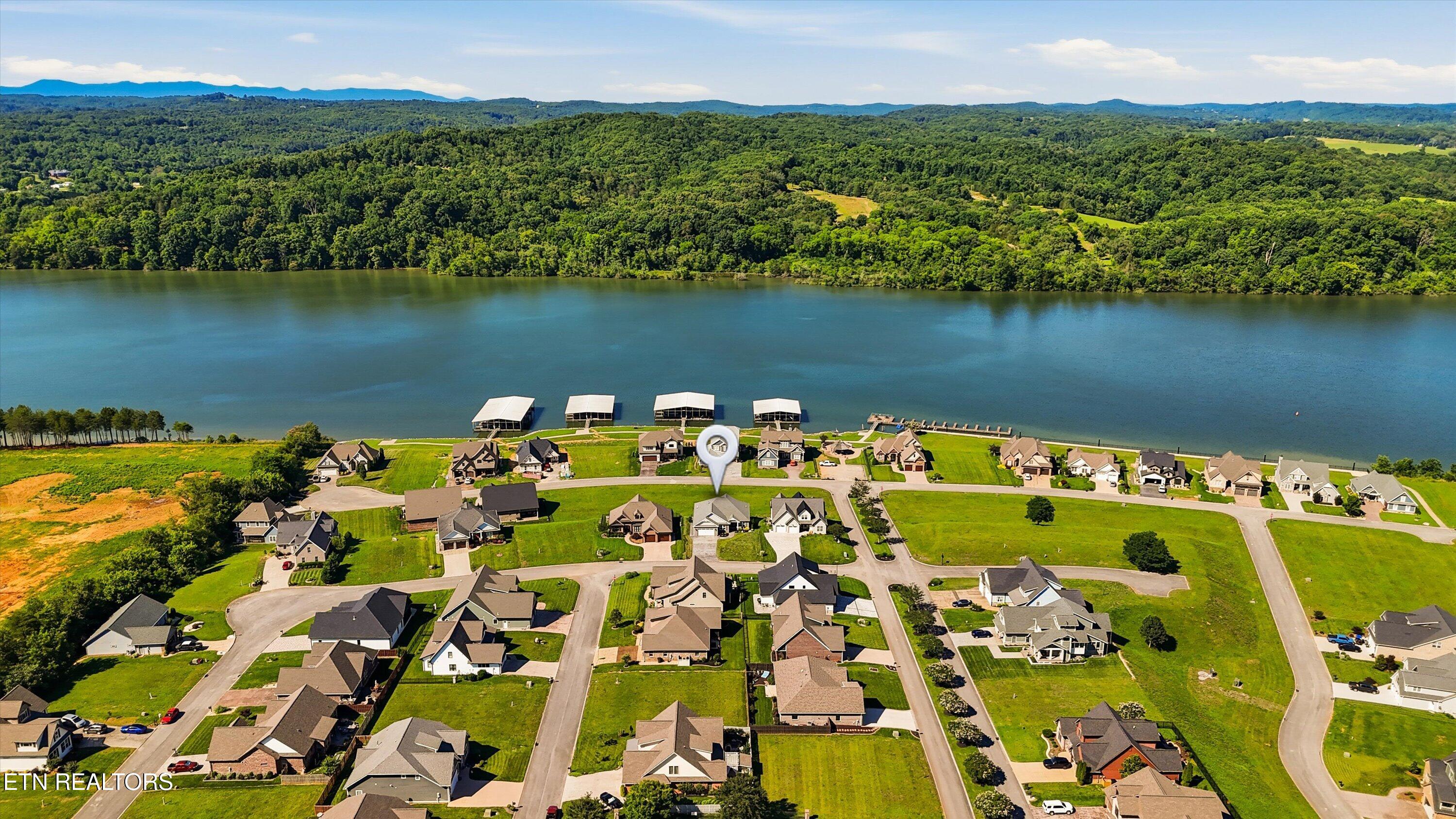 186 Cape Lookout Light Loudon TN 37774