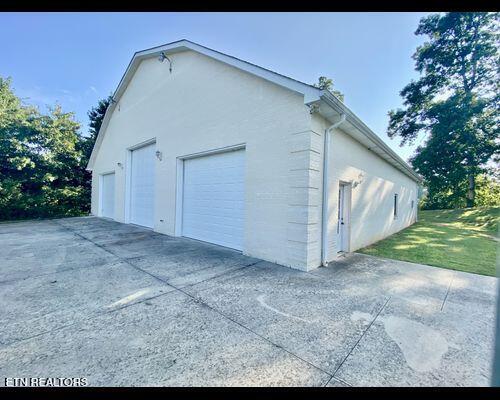 323 Harmon Road New Tazewell TN 37825