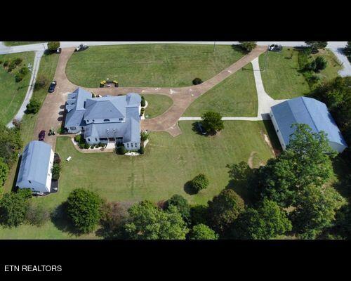 323 Harmon Road New Tazewell TN 37825