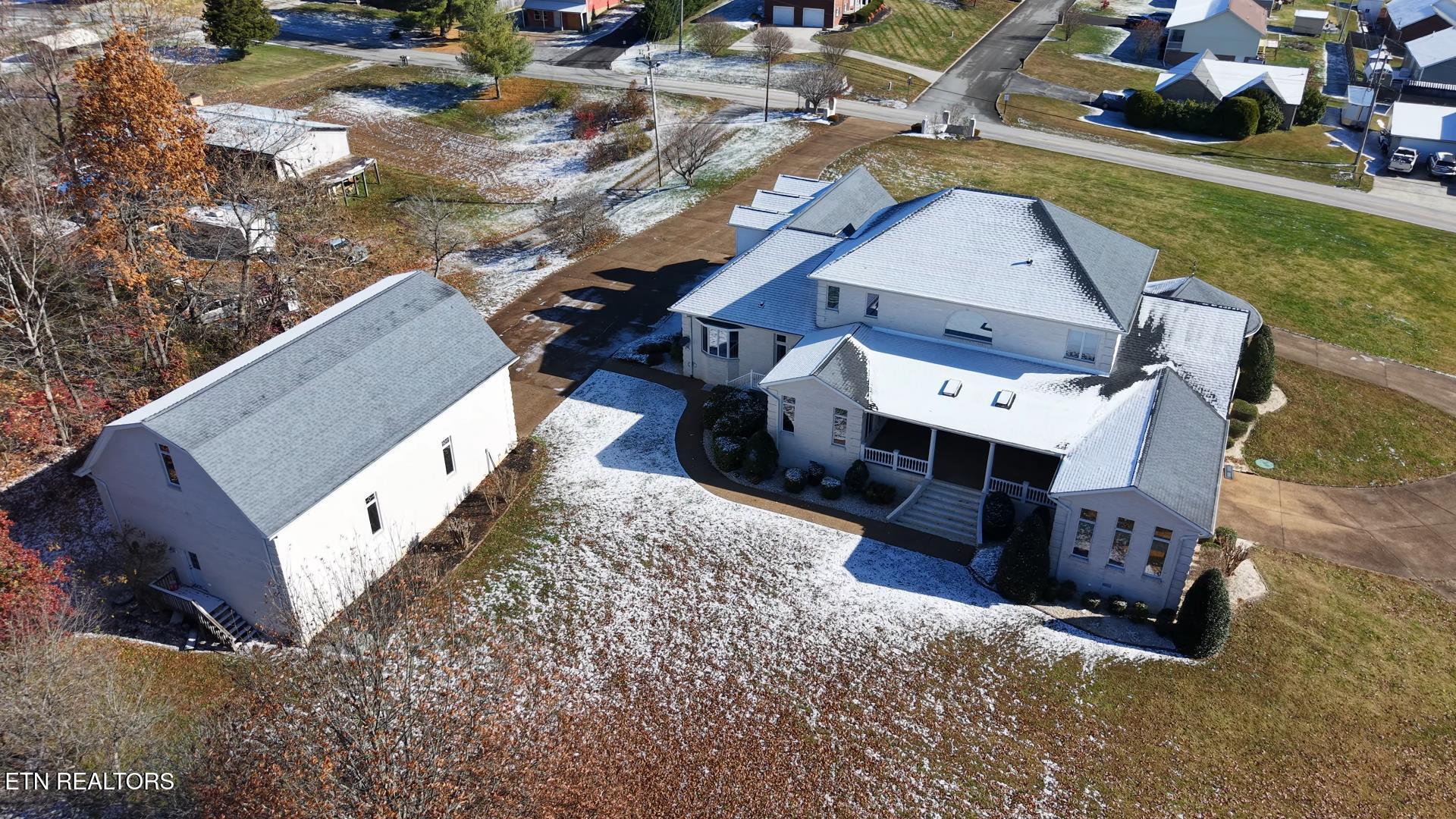 323 Harmon Road New Tazewell TN 37825