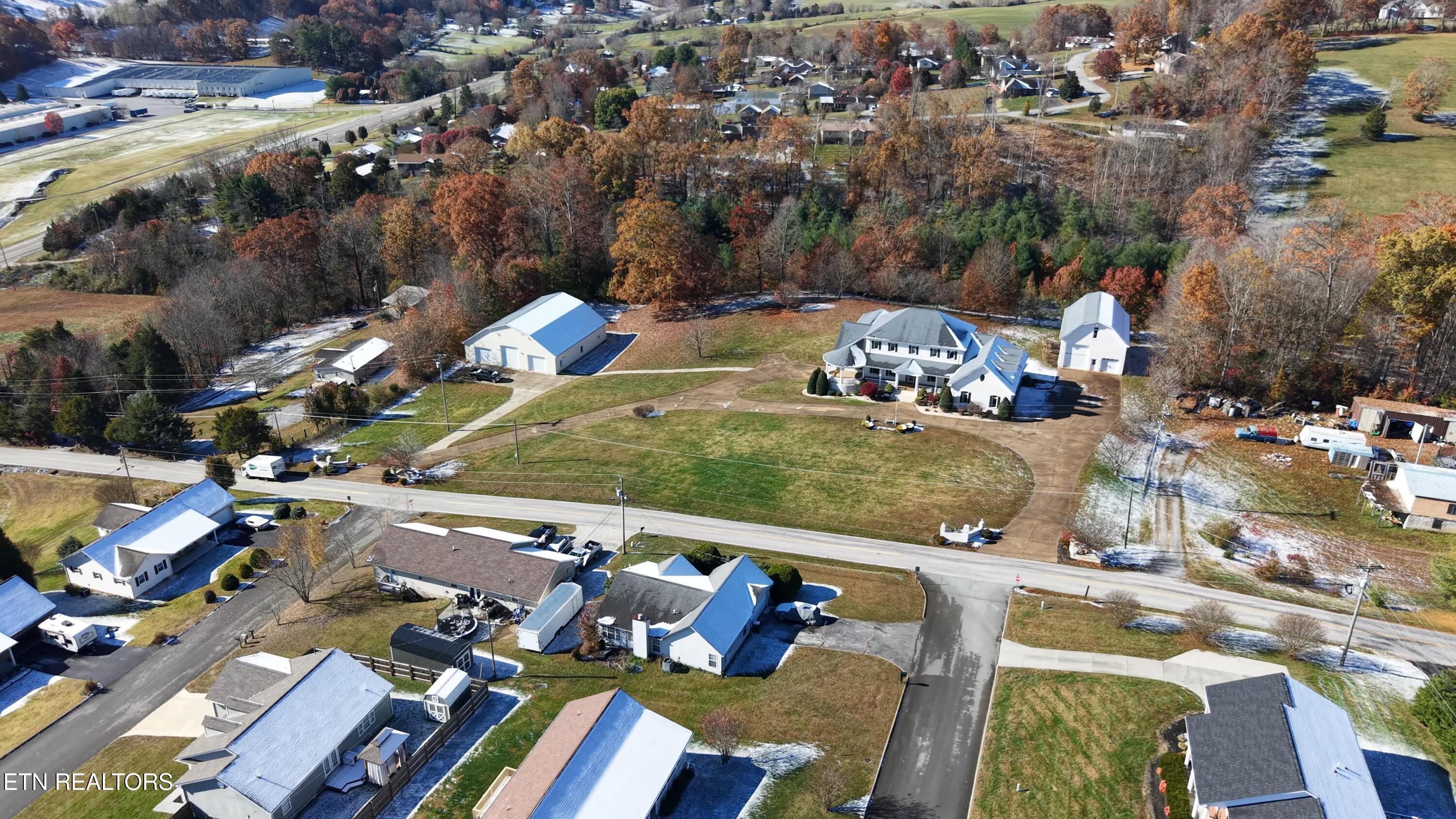 323 Harmon Road New Tazewell TN 37825
