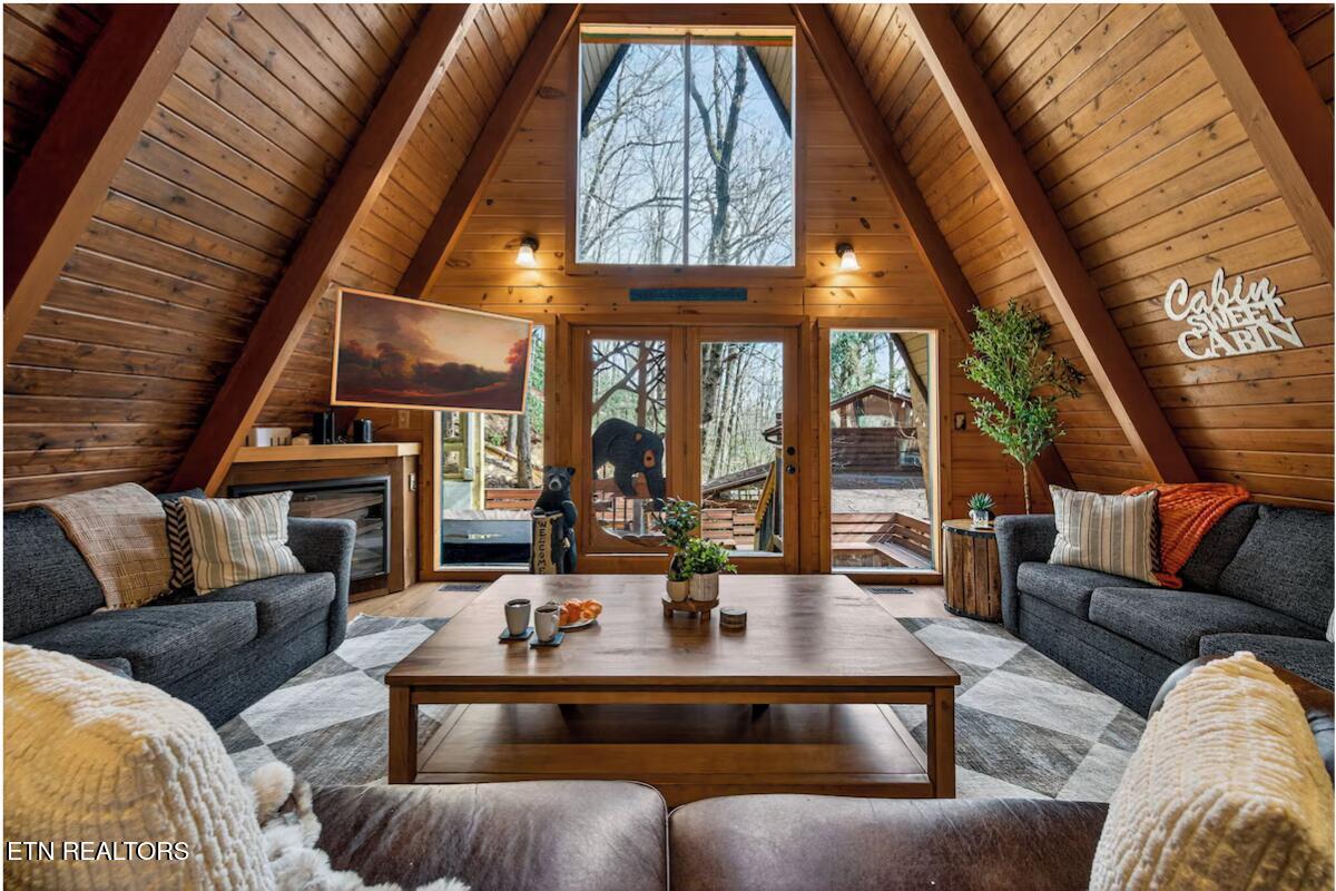 734 Heiden Drive Gatlinburg TN 37738