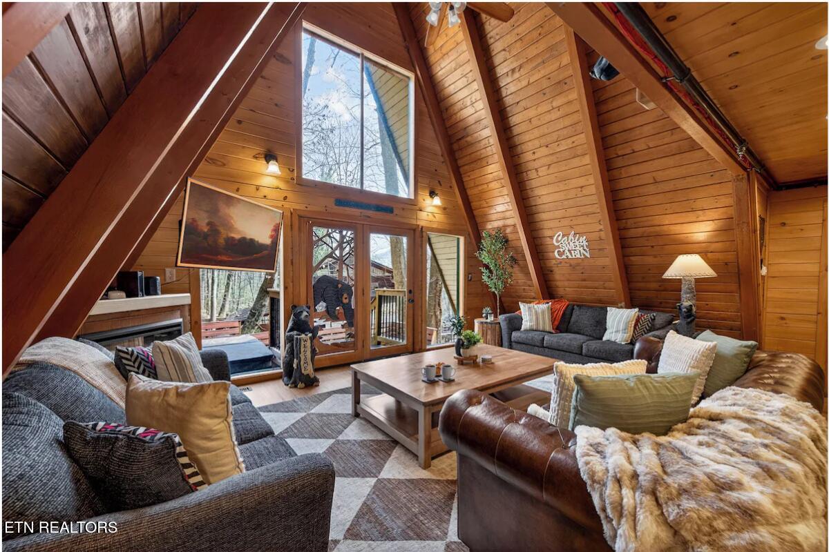 734 Heiden Drive Gatlinburg TN 37738