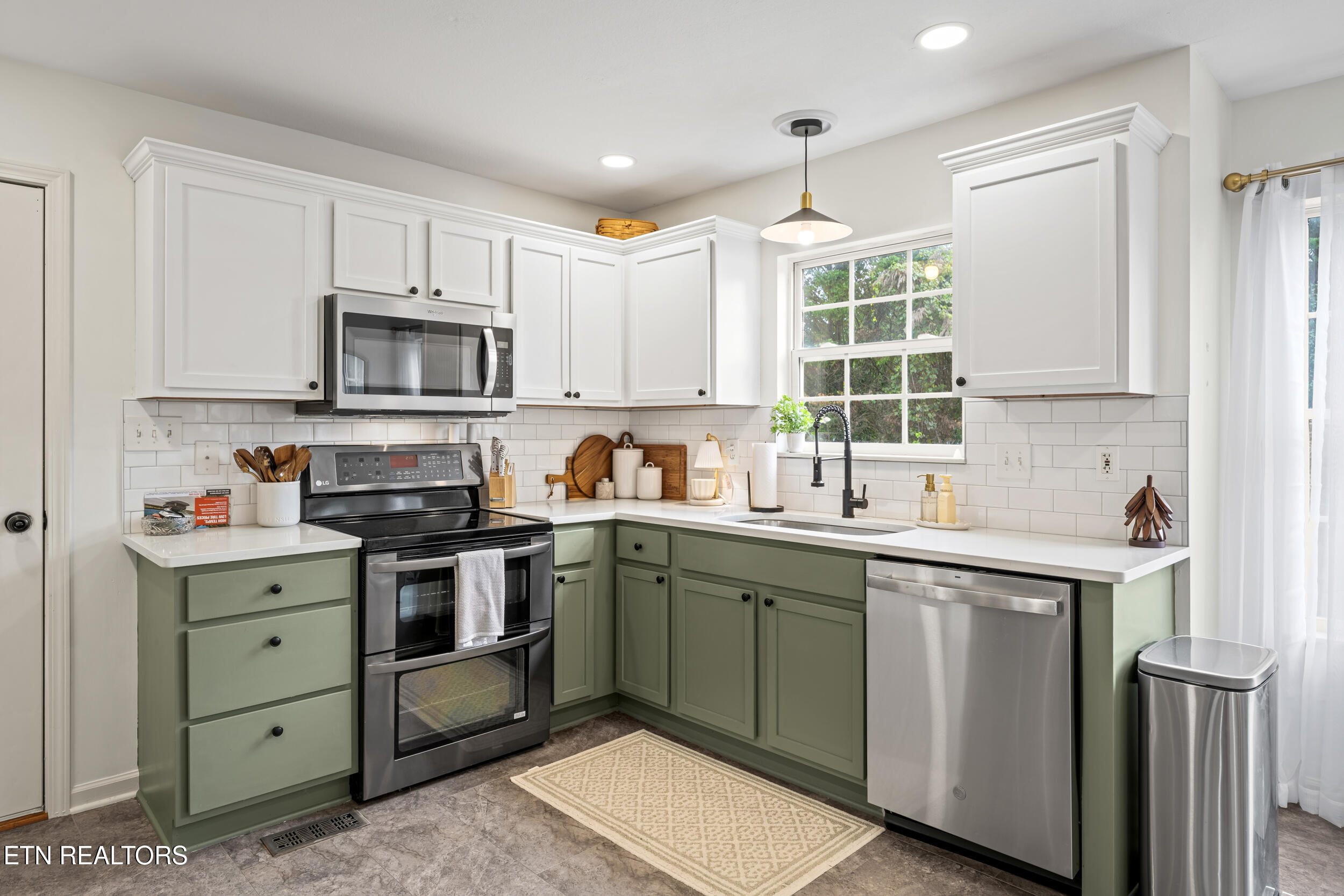 2404 Sable Point Lane Knoxville TN 37924