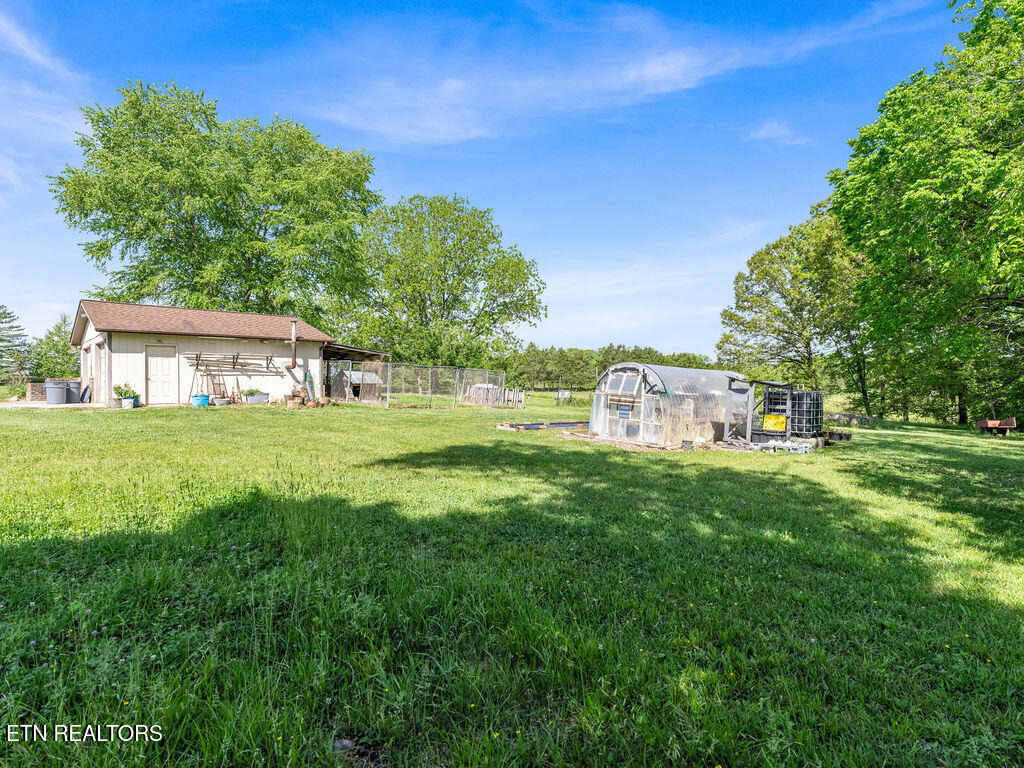 9111 Washington Pike Corryton TN 37721