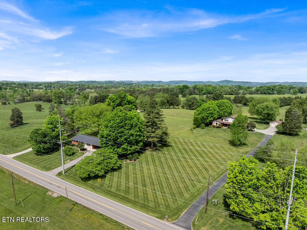 9111 Washington Pike Corryton TN 37721