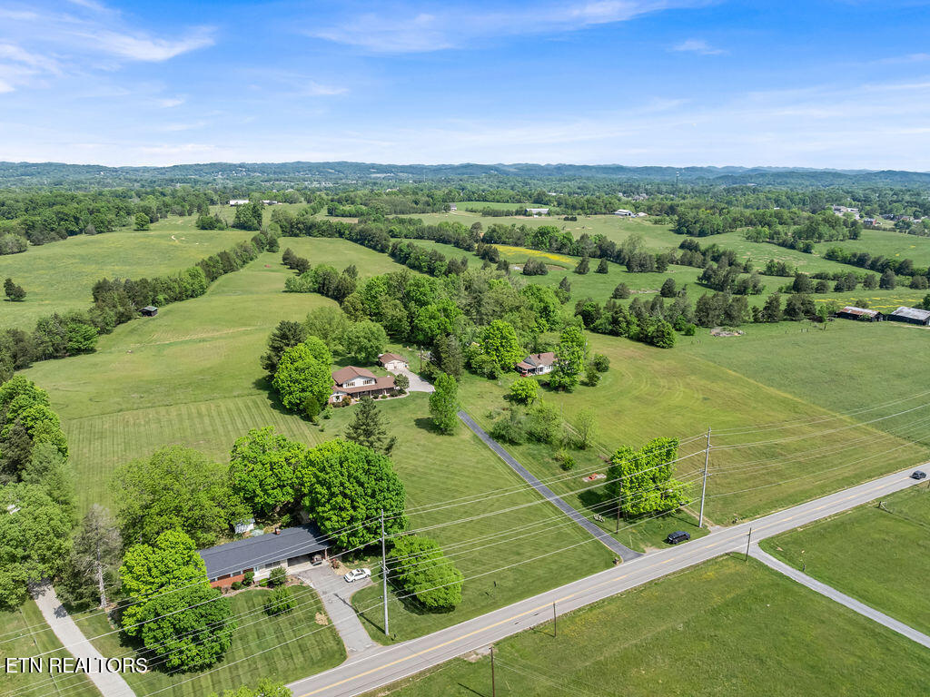 9111 Washington Pike Corryton TN 37721