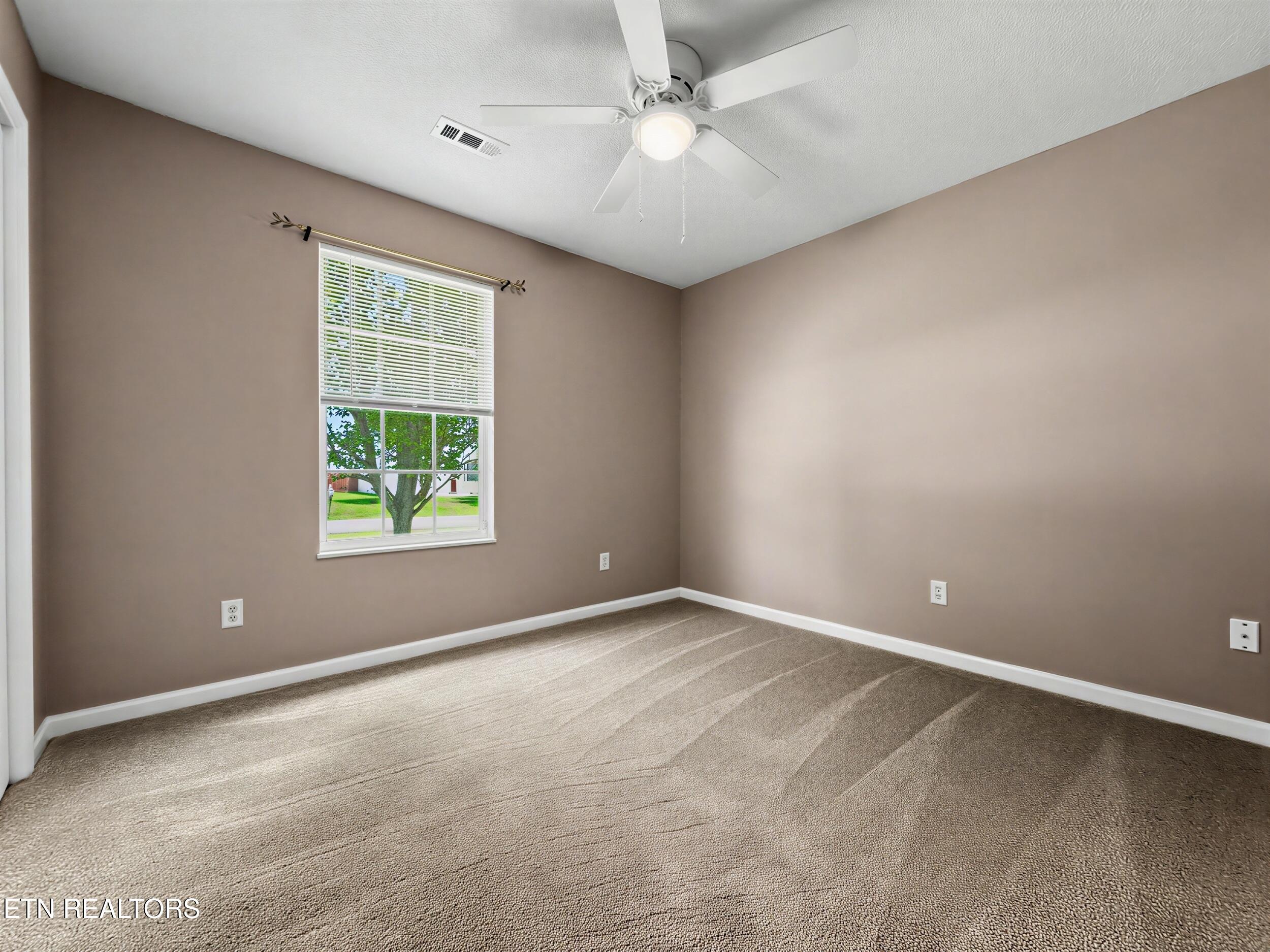 7528 Gary White Road Corryton TN 37721