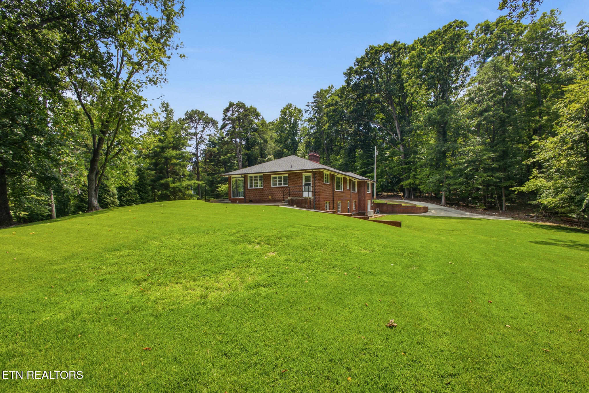 140 Magna Vista Drive Harriman TN 37748