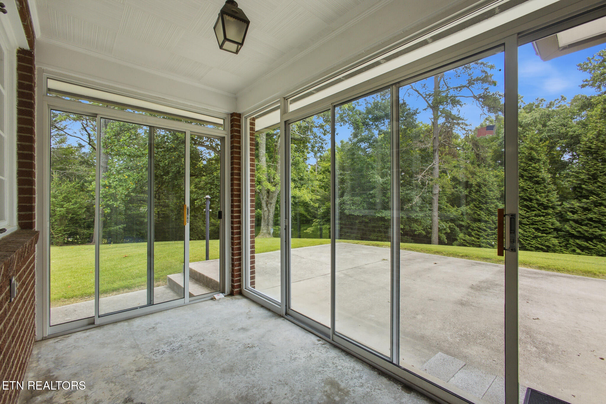 140 Magna Vista Drive Harriman TN 37748