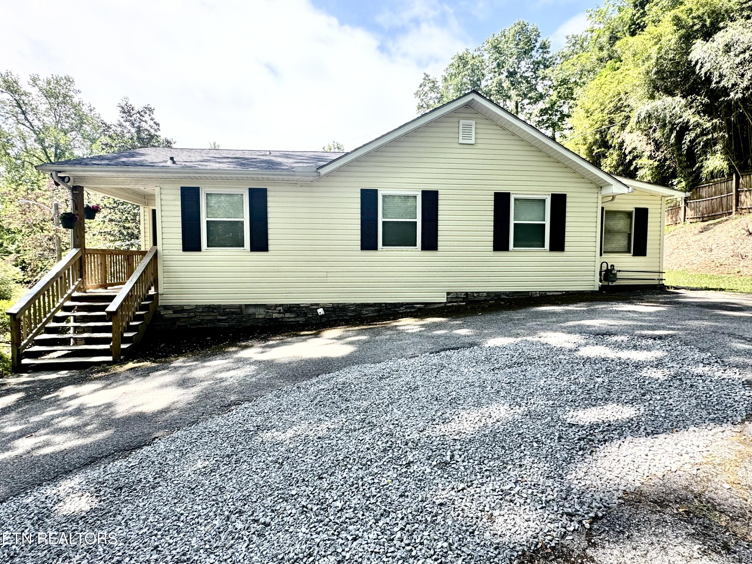 130 Crescent Road Norris TN 37828